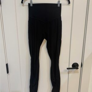 Halara Black High-Waisted Leggings full length with pockets
